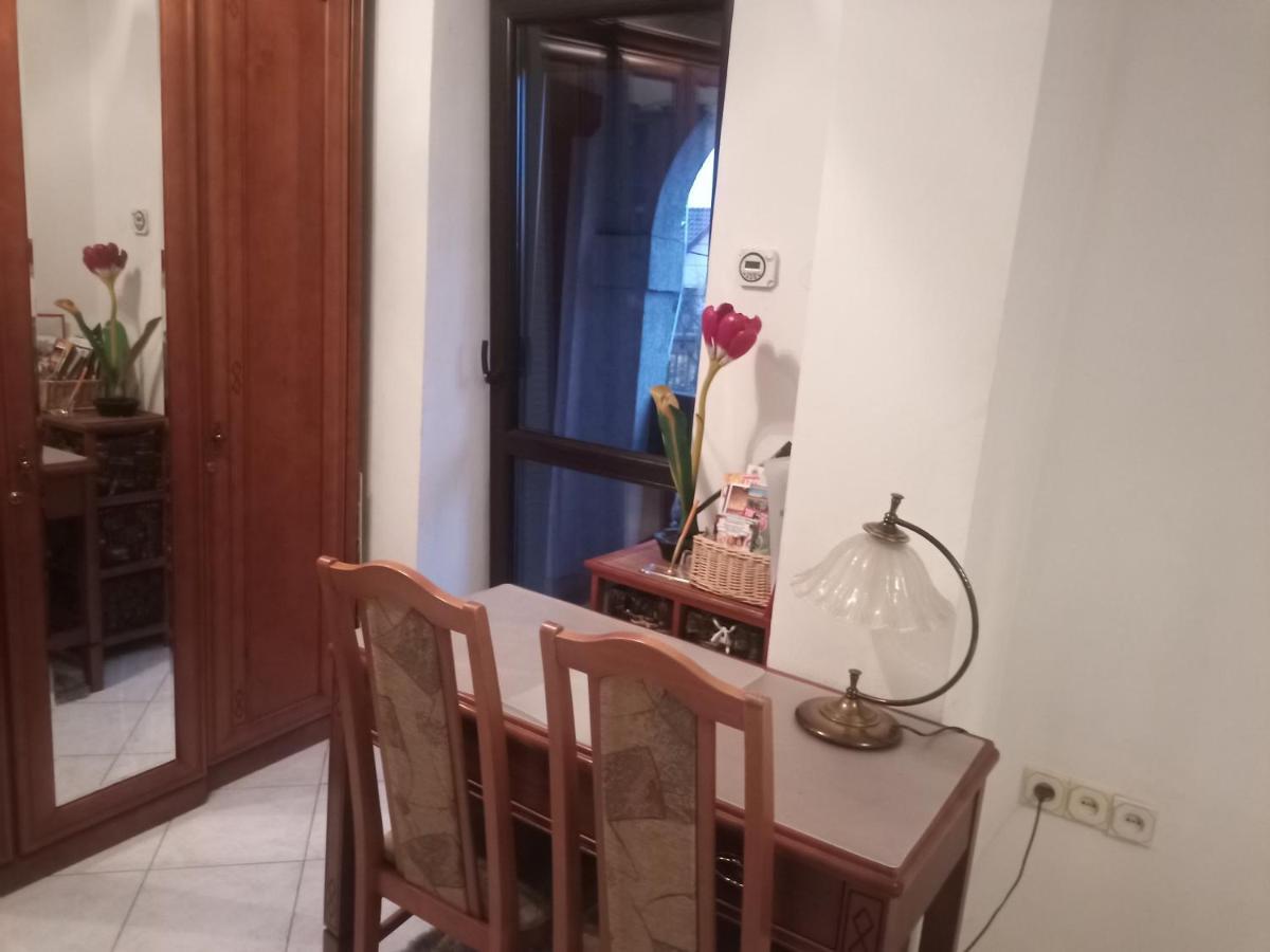 Pokoj W Domu Z Duzym Ogrodem Krakov Exteriér fotografie