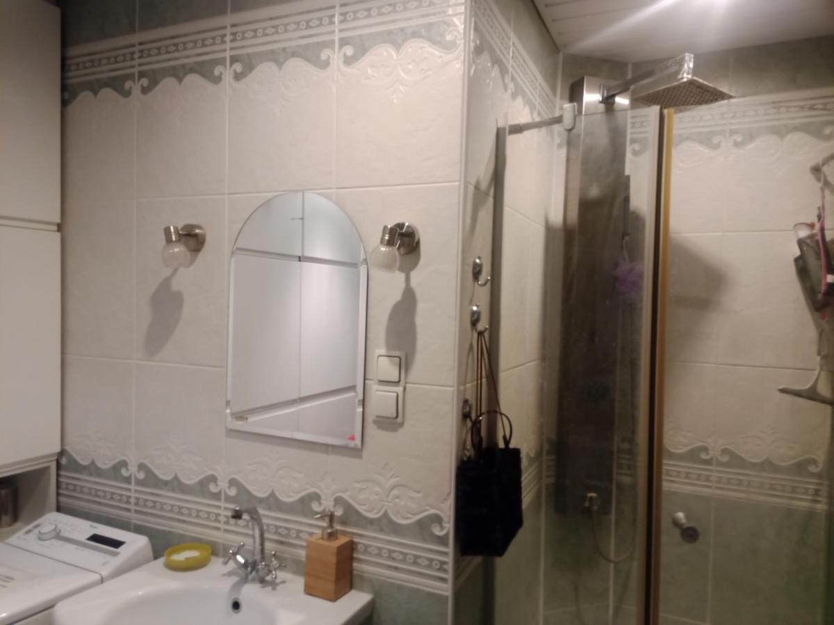 Pokoj W Domu Z Duzym Ogrodem Krakov Exteriér fotografie